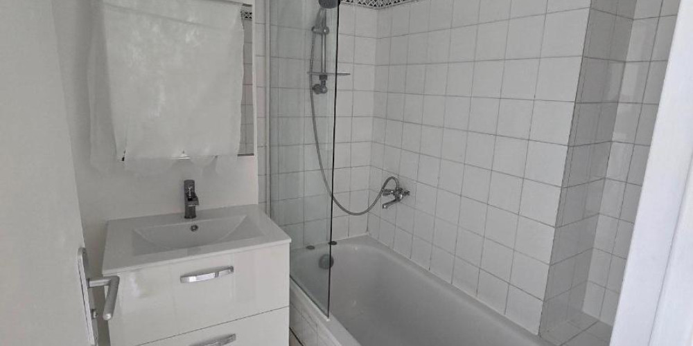 appartement à LE BOUSCAT (33110)